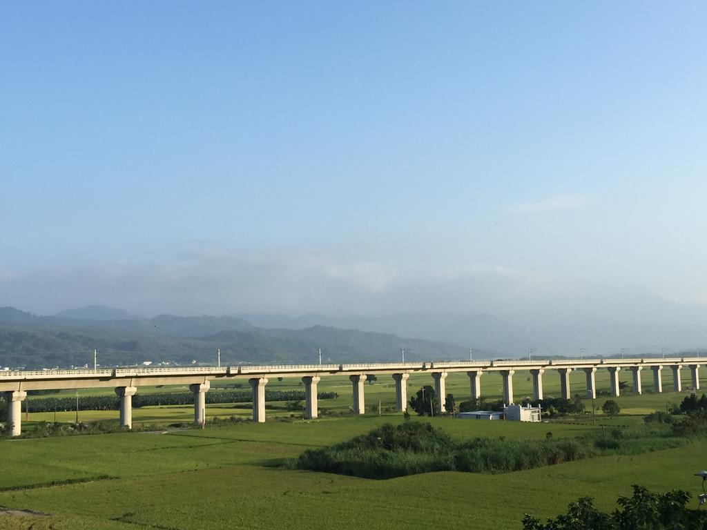 Hou Shan Ren Jia B&B Luye Buitenkant foto