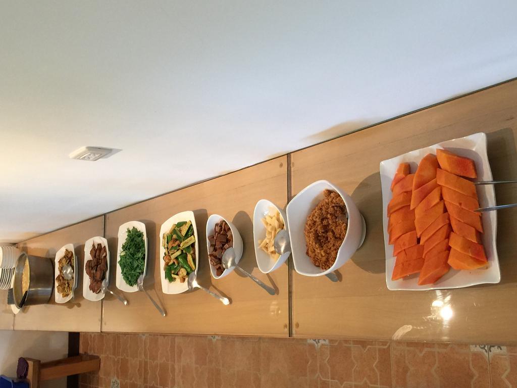 Hou Shan Ren Jia B&B Luye Buitenkant foto