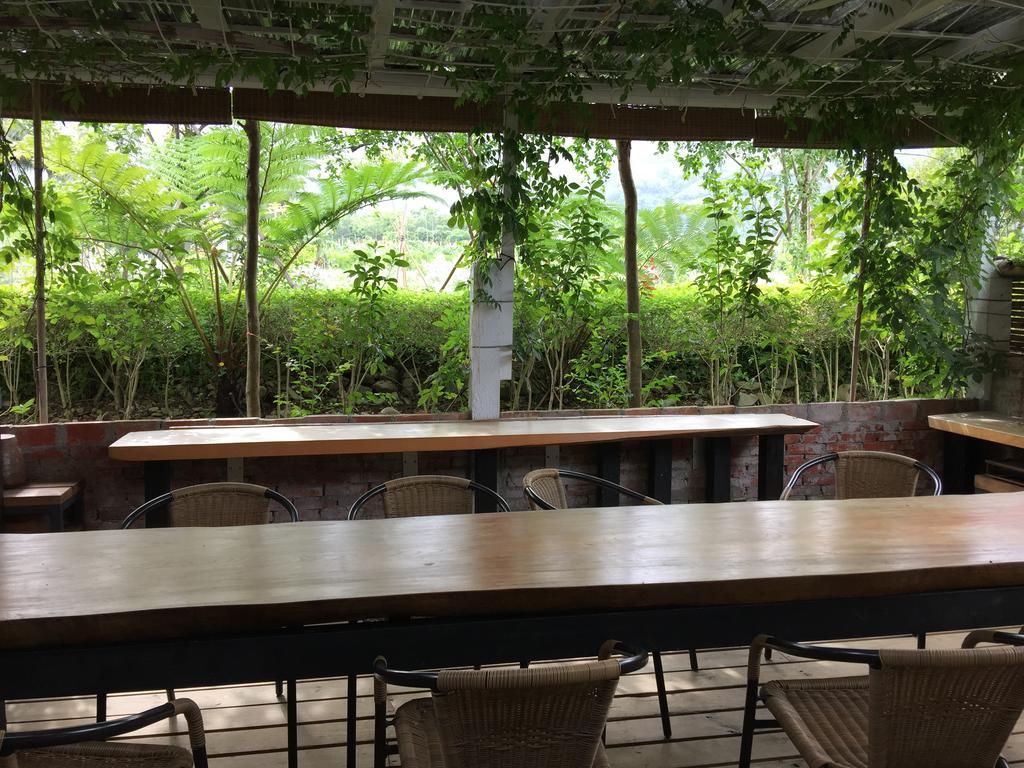 Hou Shan Ren Jia B&B Luye Buitenkant foto