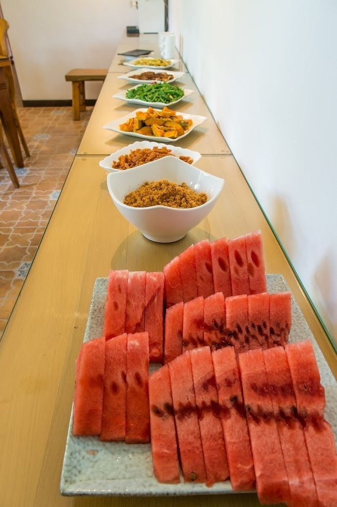 Hou Shan Ren Jia B&B Luye Buitenkant foto